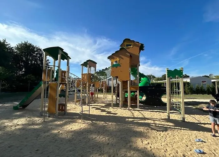 Κάμπινγκ Mobil-home 3ch 8 Pers - Les Charmettes K100 - *